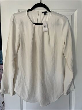 Ann Taylor Ivory Long-Sleeve Pleated Front Blouse Size S.   NWT
